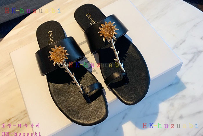 NEW 디올 샌들 신상 DR 872284