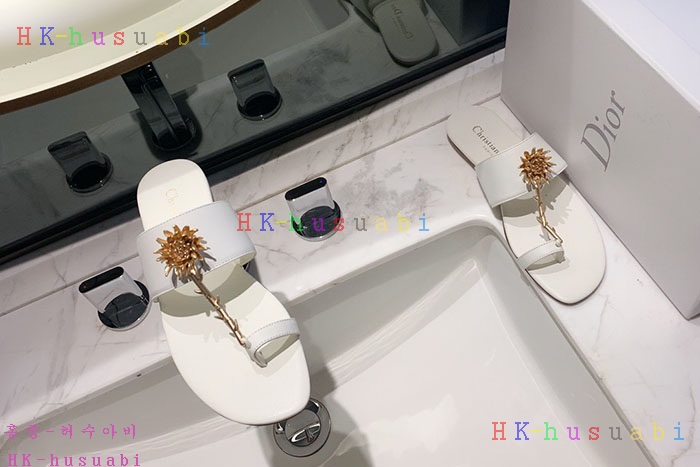 NEW 디올 샌들 신상 DR 872285