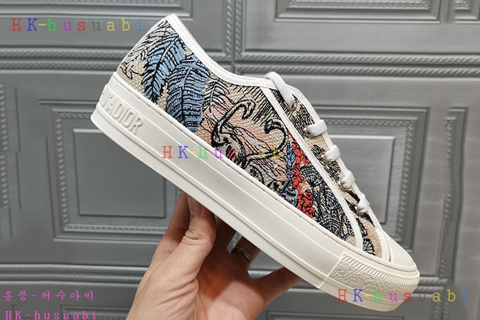 NEW 디올 신발 신상 DR 872298