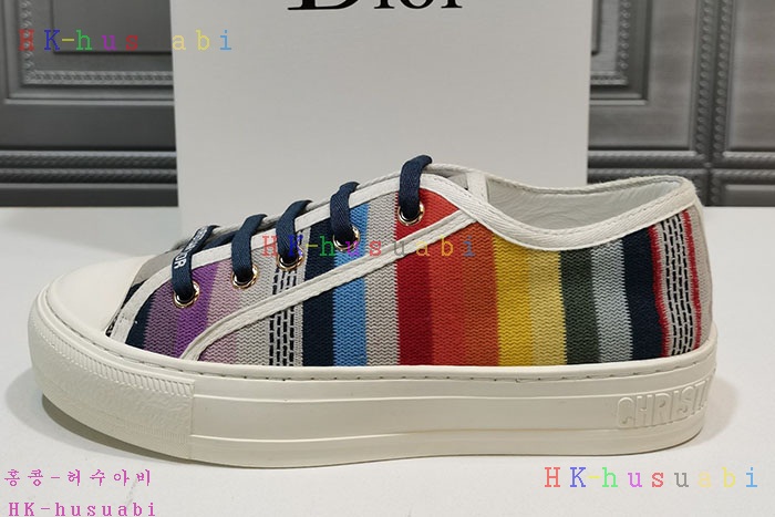 NEW 디올 신발 신상 DR 872300