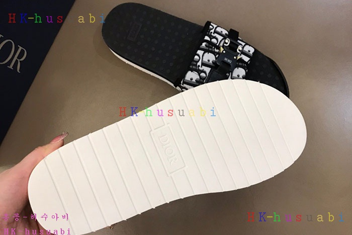NEW 디올 샌들 신상 DR 872309
