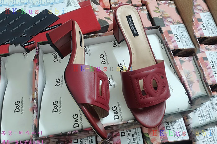 NEW 돌체앤가바나 샌들 신상 DG 245508