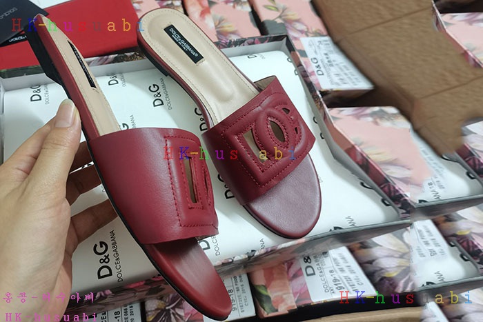 NEW 돌체앤가바나 샌들 신상 DG 245508