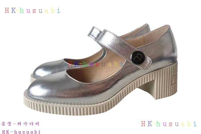 NEW 디올 신발 신상 DR 678822