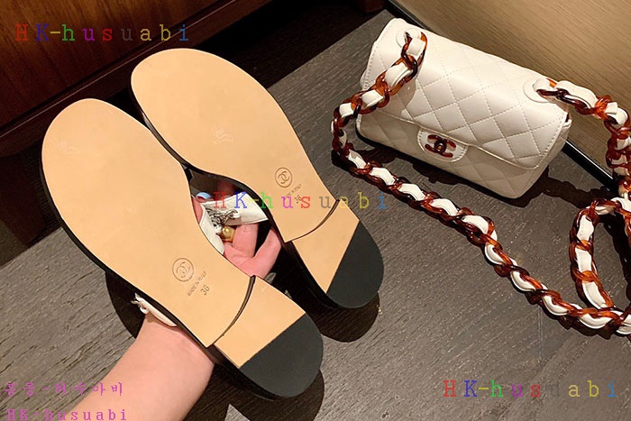 NEW 샤넬 샌들 신상 C 747308