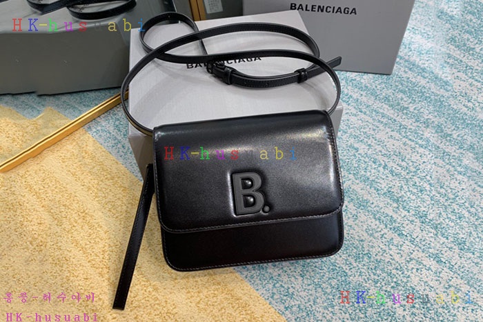 ★미러급★발렌시아가 B로고 크로스백  618156-4