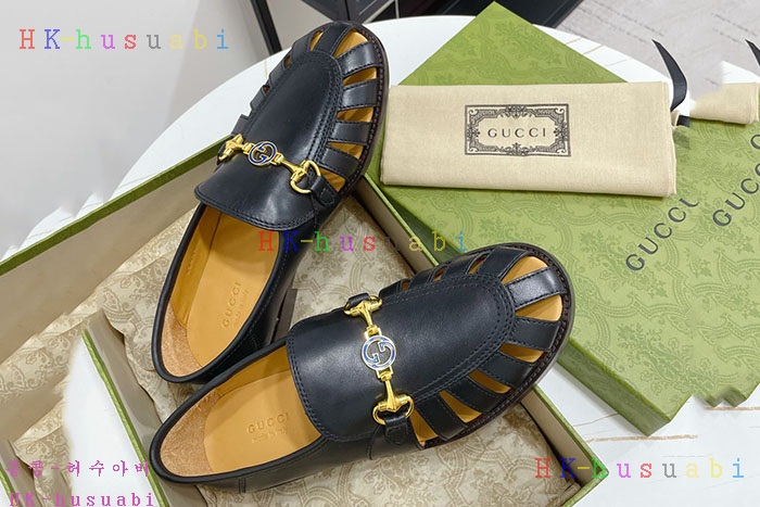NEW 구찌 로퍼 신상 GU 427552