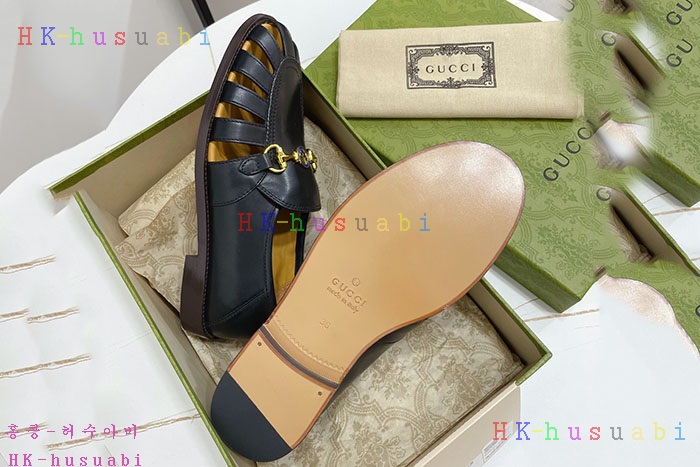 NEW 구찌 로퍼 신상 GU 427552