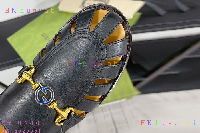 NEW 구찌 로퍼 신상 GU 427552