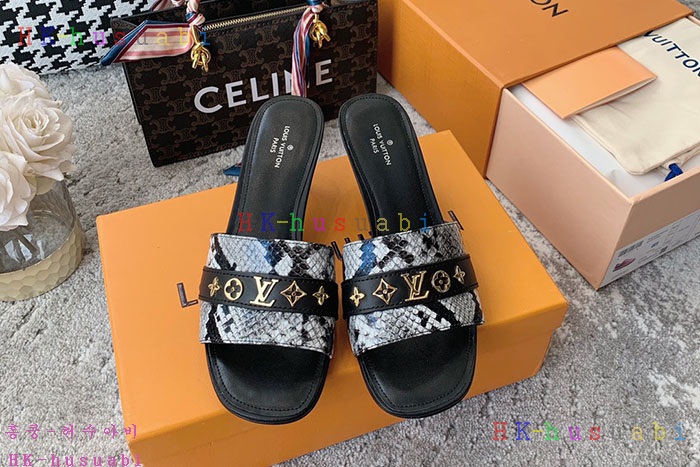 NEW 루이비통 슬리퍼 신상 LV 7588219