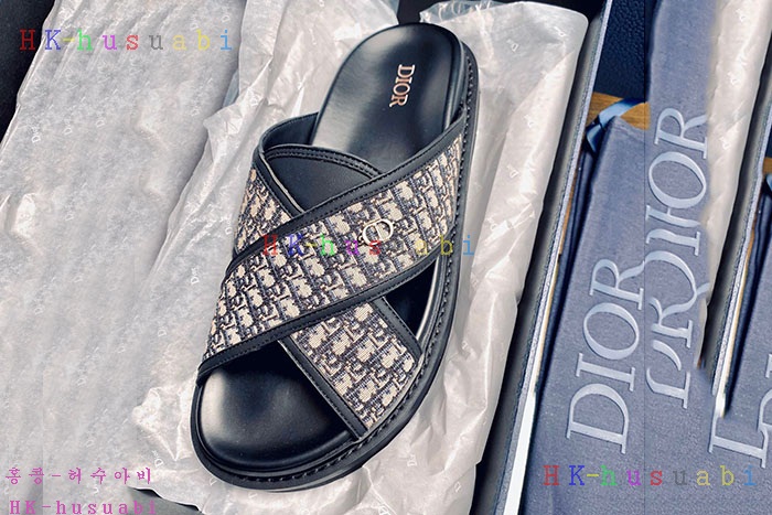 NEW 디올 슬리퍼 신상 DR 556602