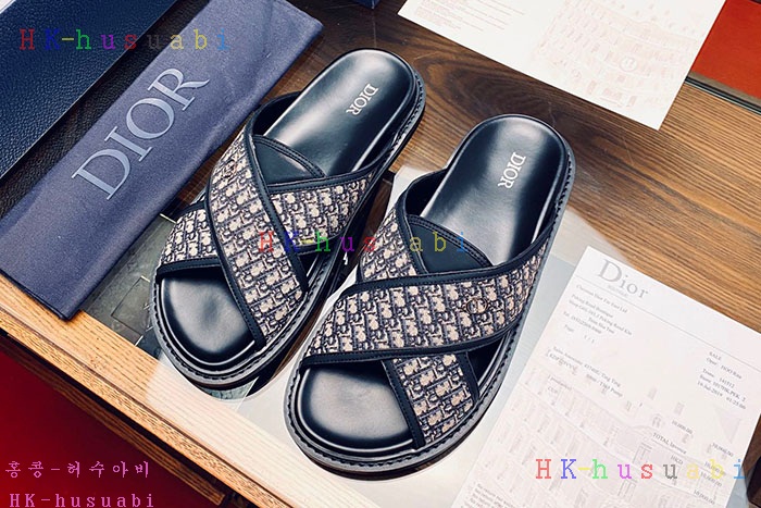 NEW 디올 슬리퍼 신상 DR 556602