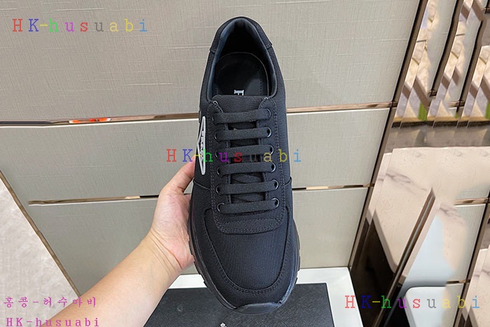 NEW 프라다 스니커즈 신상 P 335694