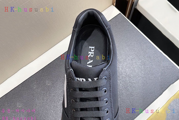 NEW 프라다 스니커즈 신상 P 335694