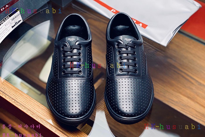 NEW 프라다 스니커즈 신상 P 335701