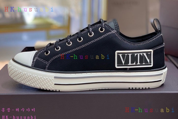 NEW 발렌티노 스니커즈 신상 V 236301