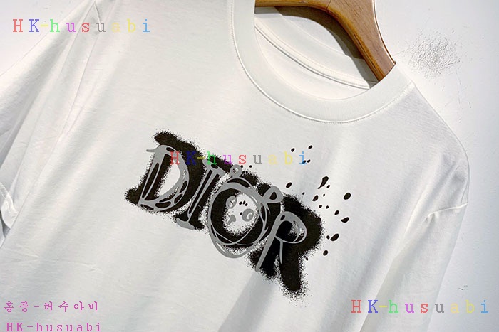 NEW 디올 반팔티 신상 DR 728820