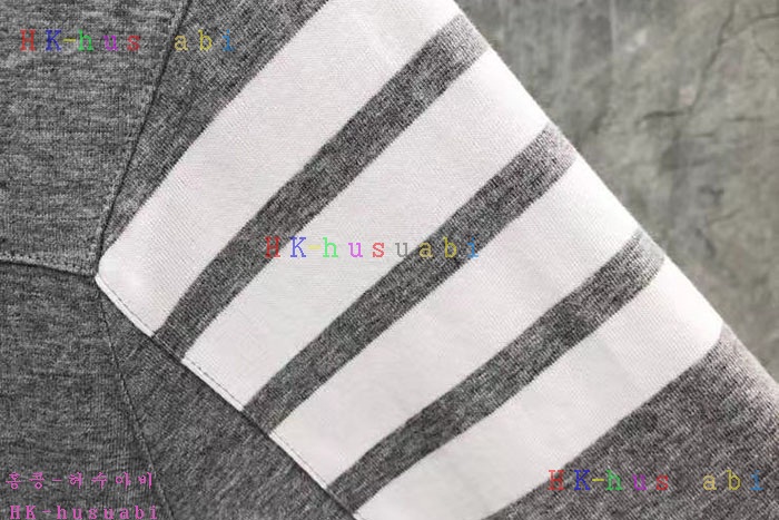 NEW 톰브라운 반팔티 신상 TB 2433319