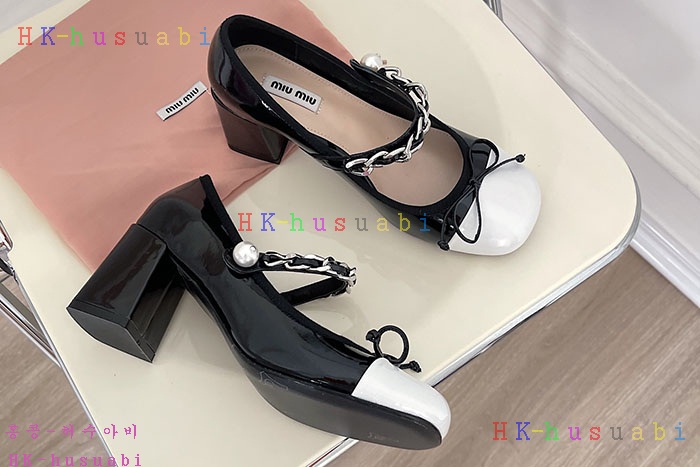 NEW 미우미우 신발 신상 M 3352513