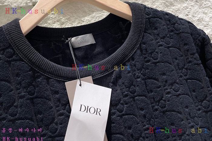 NEW 디올 반팔티 신상  DR 8585020