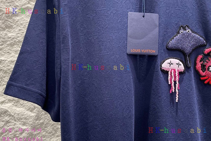NEW 루이비통 반팔티 신상 LV 8755825