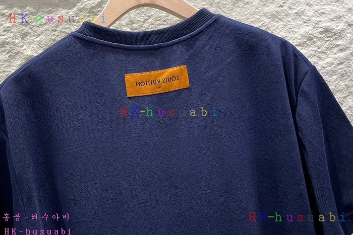 NEW 루이비통 반팔티 신상 LV 8755825