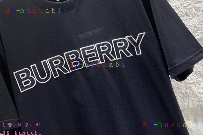NEW 버버리 반팔티 신상 BB 572771