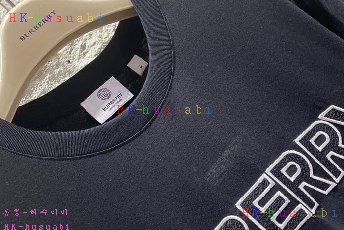 NEW 버버리 반팔티 신상 BB 572771