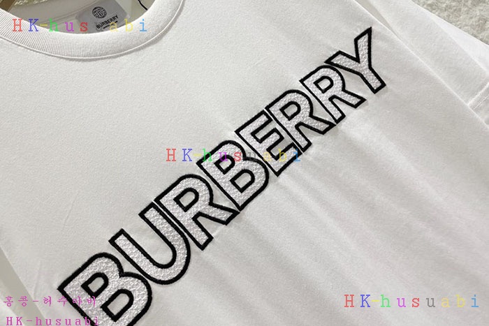 NEW 버버리 반팔티 신상 BB 572771