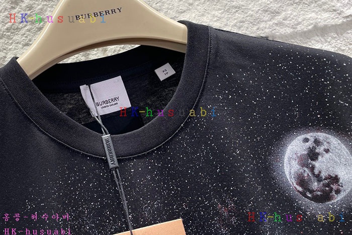 NEW 버버리 반팔티 신상 BB 572775