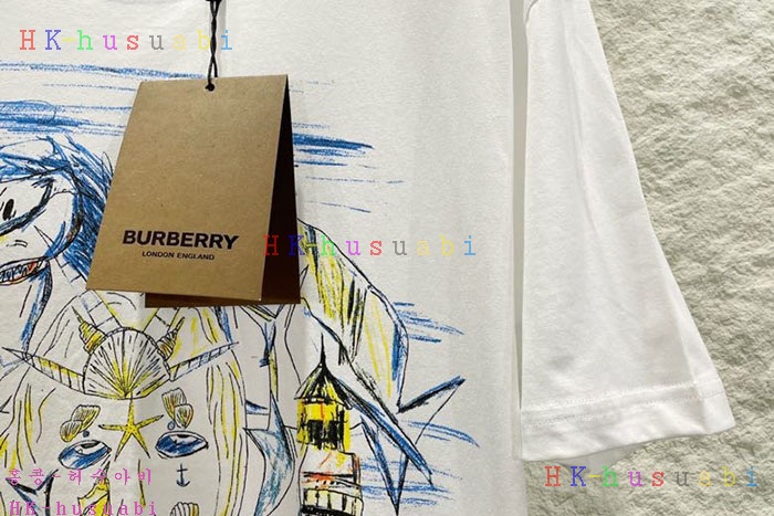 NEW 버버리 반팔티 신상 BB 572770