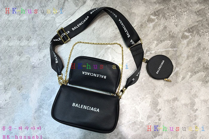 ★미러급★발렌시아가 포쉐트 멀티 B 875221