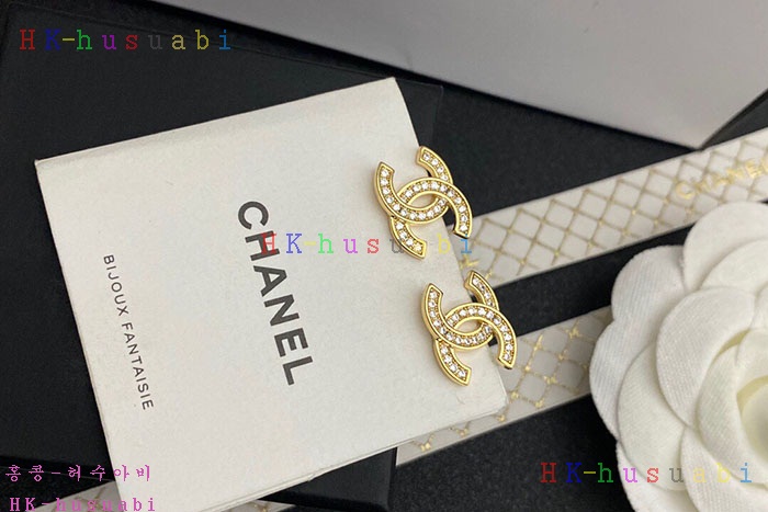 NEW 샤넬 귀걸이 신상 C 572273