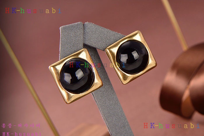 NEW 입생로랑 귀걸이 신상 SL 827750