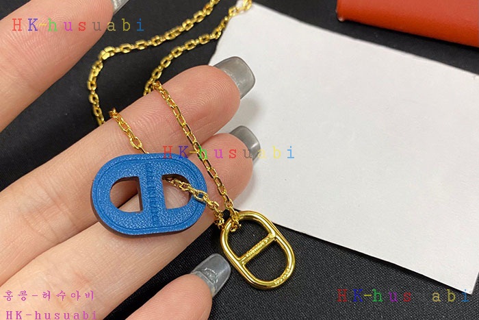 NEW 에르메스 목걸이 신상 H 72555