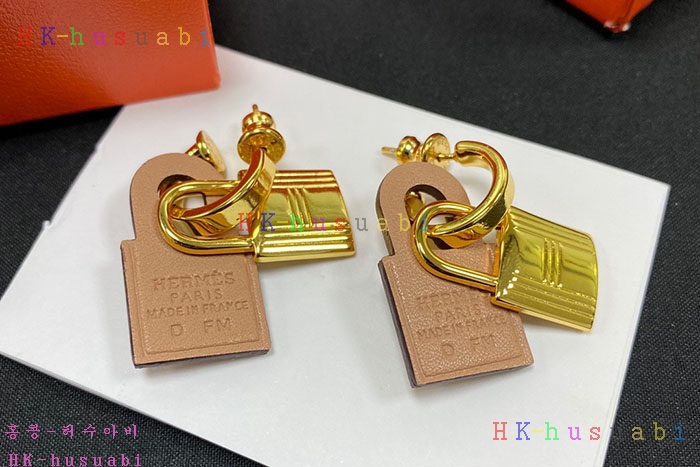 NEW 에르메스 귀걸이 신상 H 72557