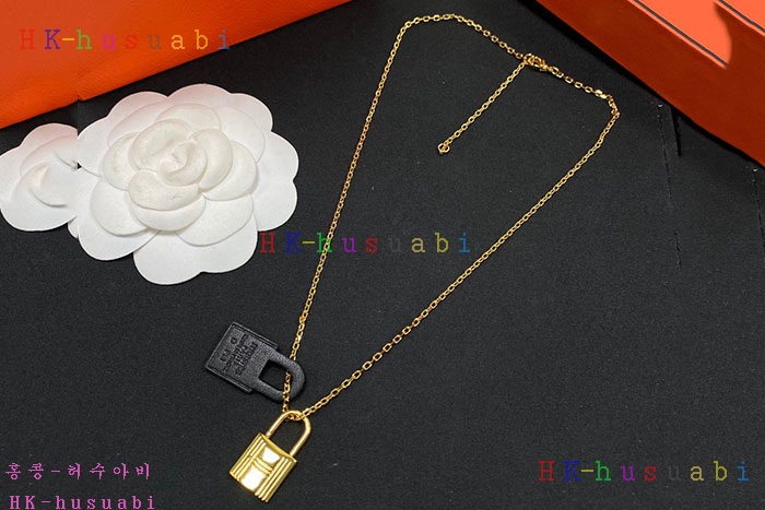 NEW 에르메스 목걸이 신상 H 72561