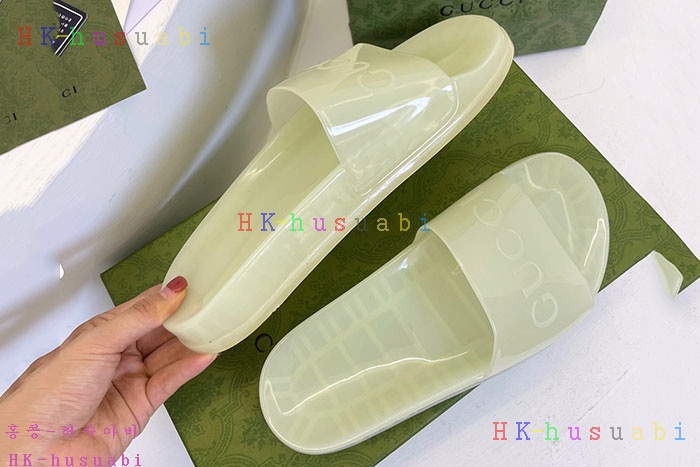 NEW 구찌 슬리퍼 신상 GU 552500