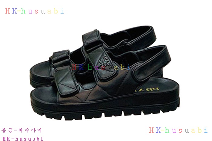 NEW 프라다 샌들 신상 P 242550