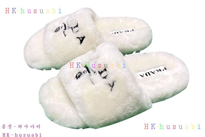 NEW 프라다 샌들 신상 P 242552