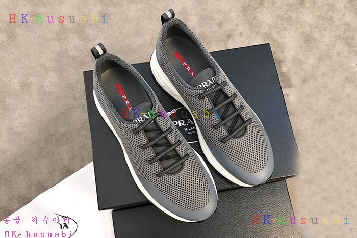 NEW 프라다 스니커즈 신상 P 242554