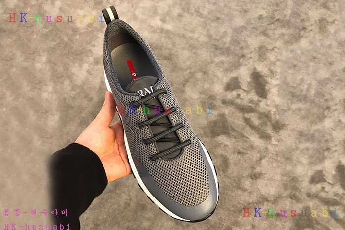 NEW 프라다 스니커즈 신상 P 242554