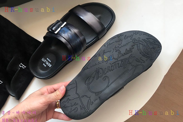 NEW 벨루티 슬리퍼 신상 B 77420