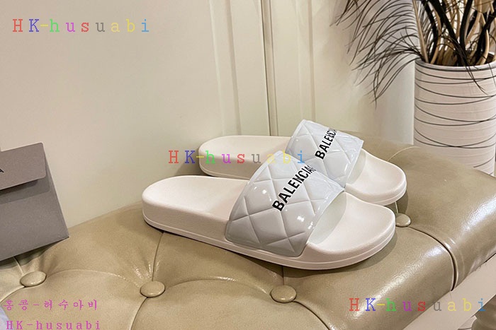 NEW 발렌시아가 슬리퍼 신상 B 447222