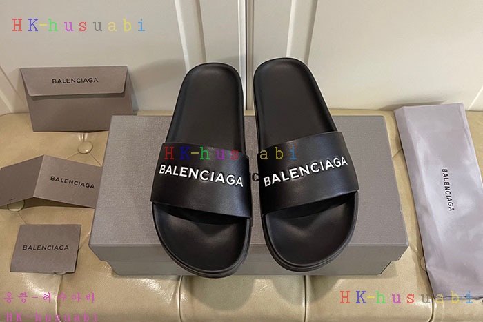 NEW 발렌시아가 슬리퍼 신상 B 447227