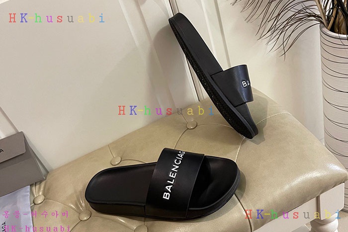 NEW 발렌시아가 슬리퍼 신상 B 447227