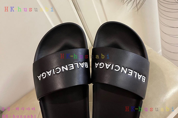 NEW 발렌시아가 슬리퍼 신상 B 447227