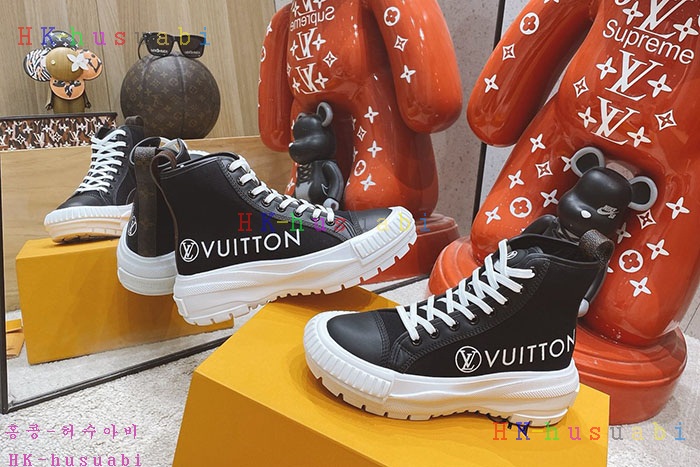 NEW 루이비통 스니커즈 신상 LV 7445823