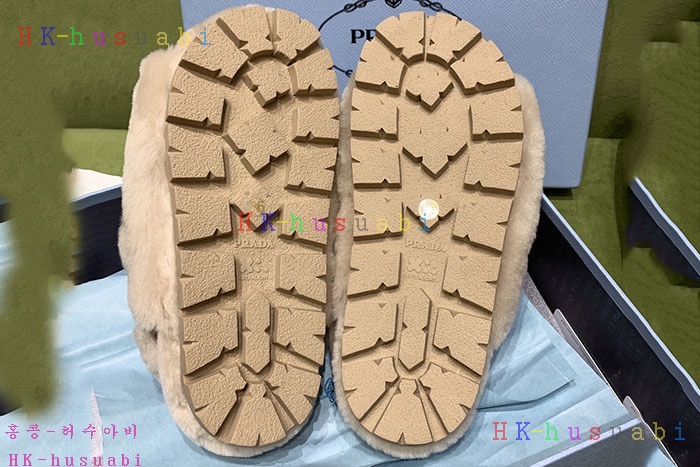 NEW 프라다 신발 신상 P 72520