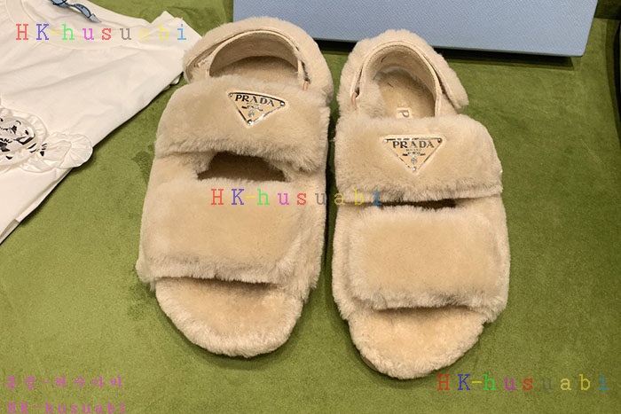NEW 프라다 신발 신상 P 72520